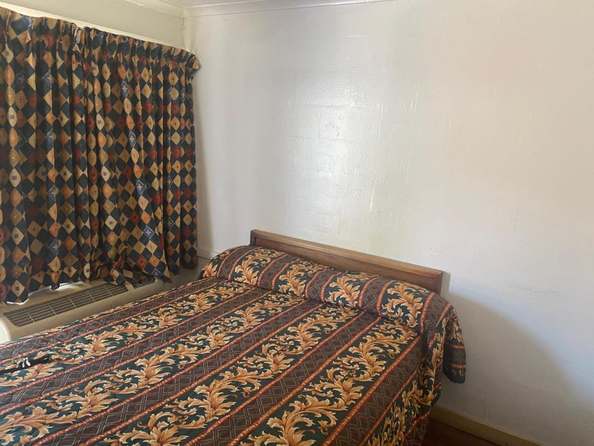 Johnston'S Motel Garberville Extérieur photo